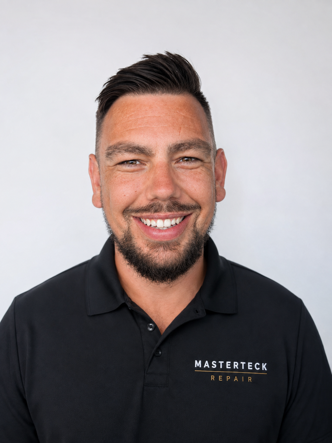 Samuel Saterlay, Founder & Managing Director of MasterTeck Repair